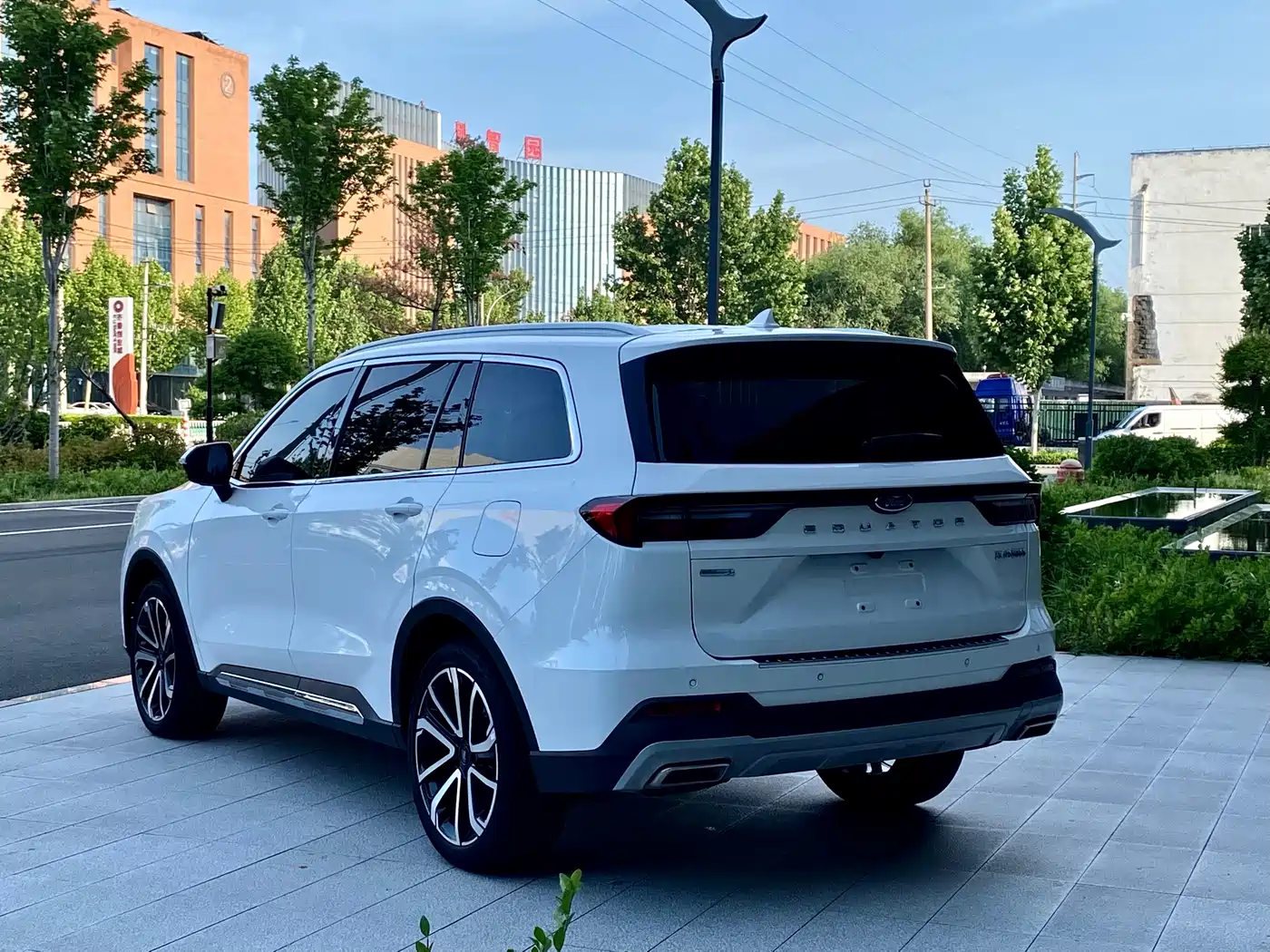 FORD LINGYU