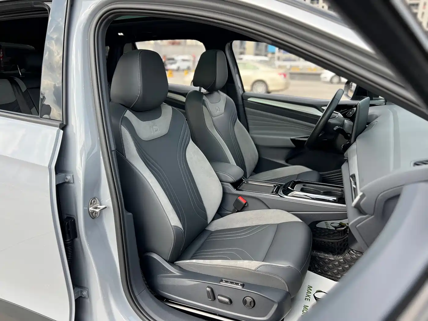 VOLKSWAGEN ID.4 CROZZ