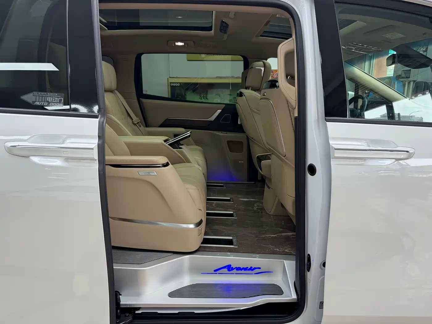 Buick Century 2023 2.0T 7-seater Premium фото 38