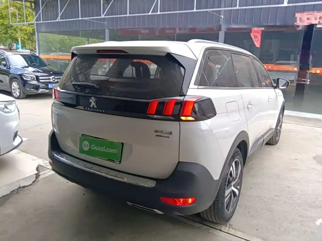 Peugeot 5008 2018 2017 350THP 5-Seat Elite Edition