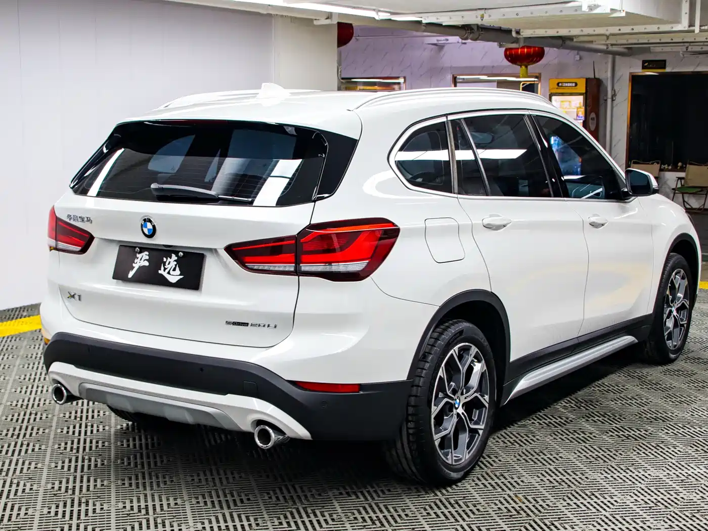 BMW X1 2022 sDrive20Li Fashion фото 23