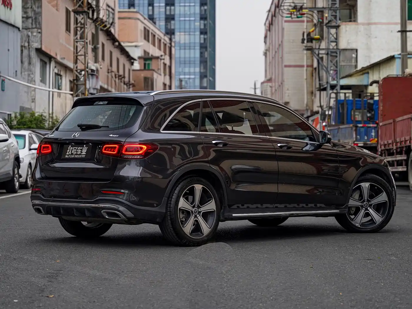 Mercedes-Benz GLC 2020 GLC 300 L 4MATIC Luxury фото 3