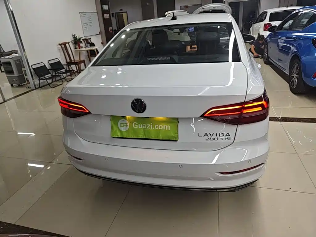 VOLKSWAGEN LAVIDA