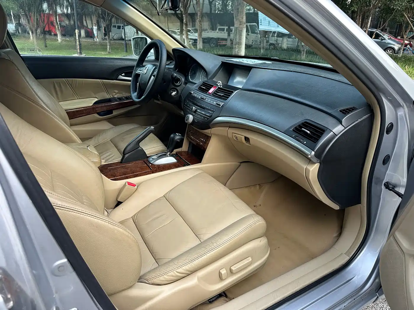 Фото 16 - Honda Accord