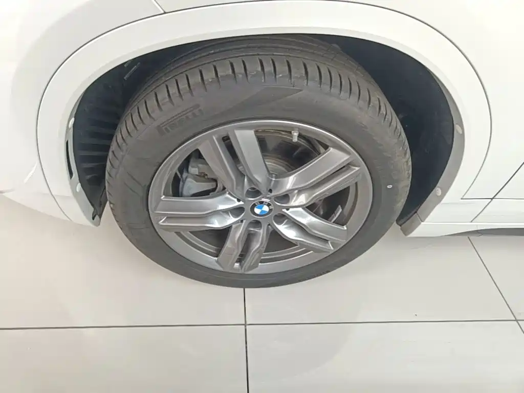 BMW X2 2024 2023 sDrive25i M Sport Shadow Edition