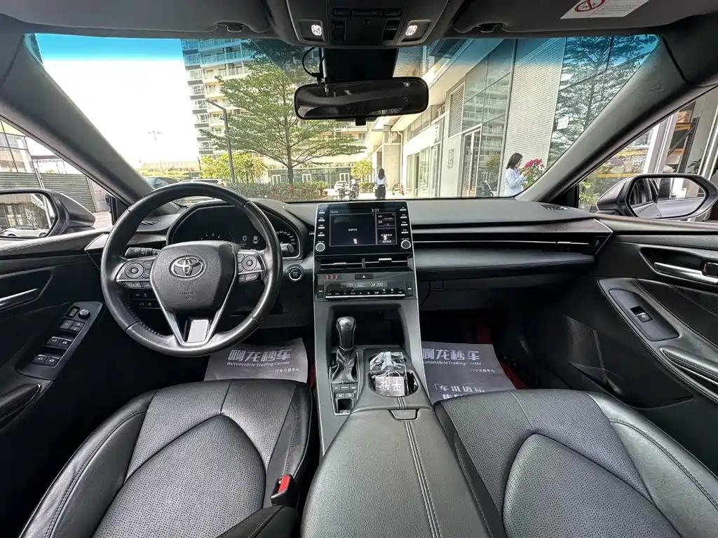 Toyota Avalon 2021 2.5L Luxury Edition фото 16