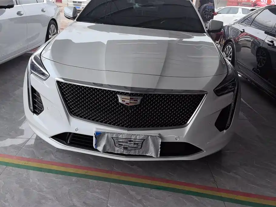 CADILLAC CT6