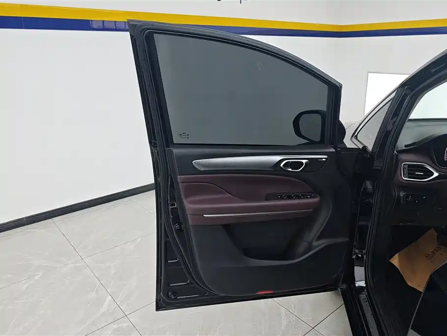 GAC Trumpchi Trumpchi M6 2023 PRO 270T DCT Luxury Edition фото 7