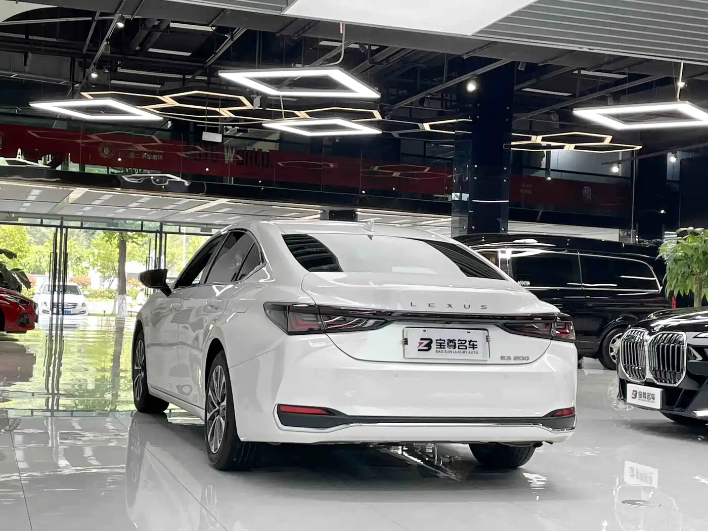 Lexus ES 2025 2025 200 Ultimate Edition