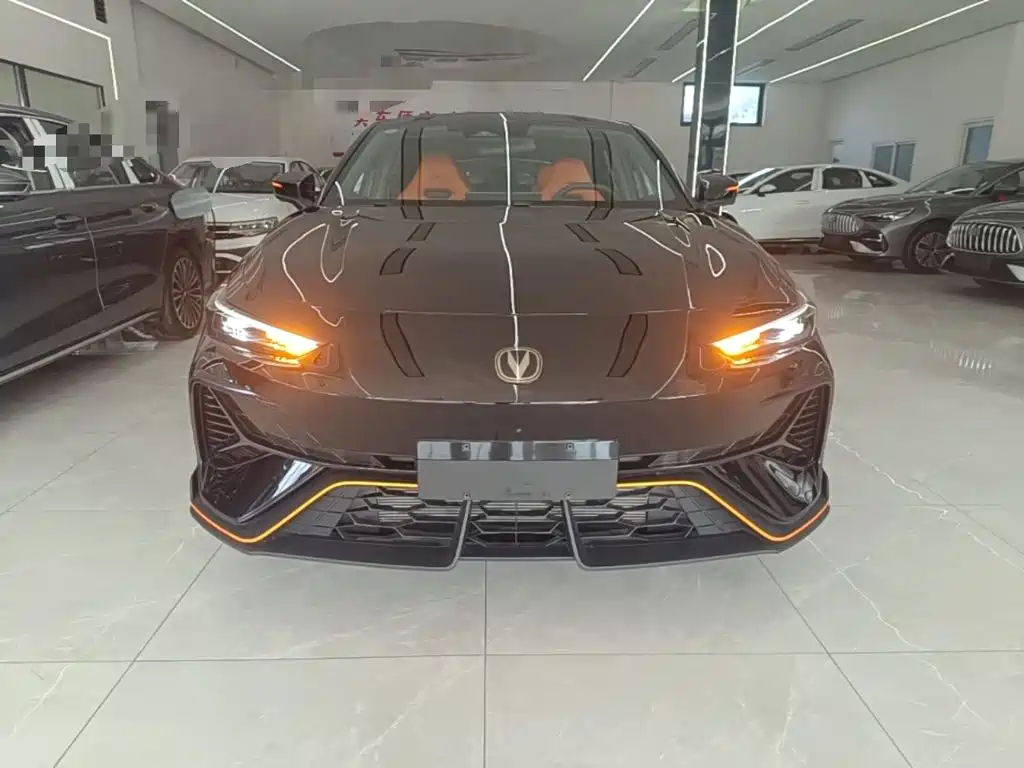 Changan UNI-V 2026 2025 2.0T Sport Version