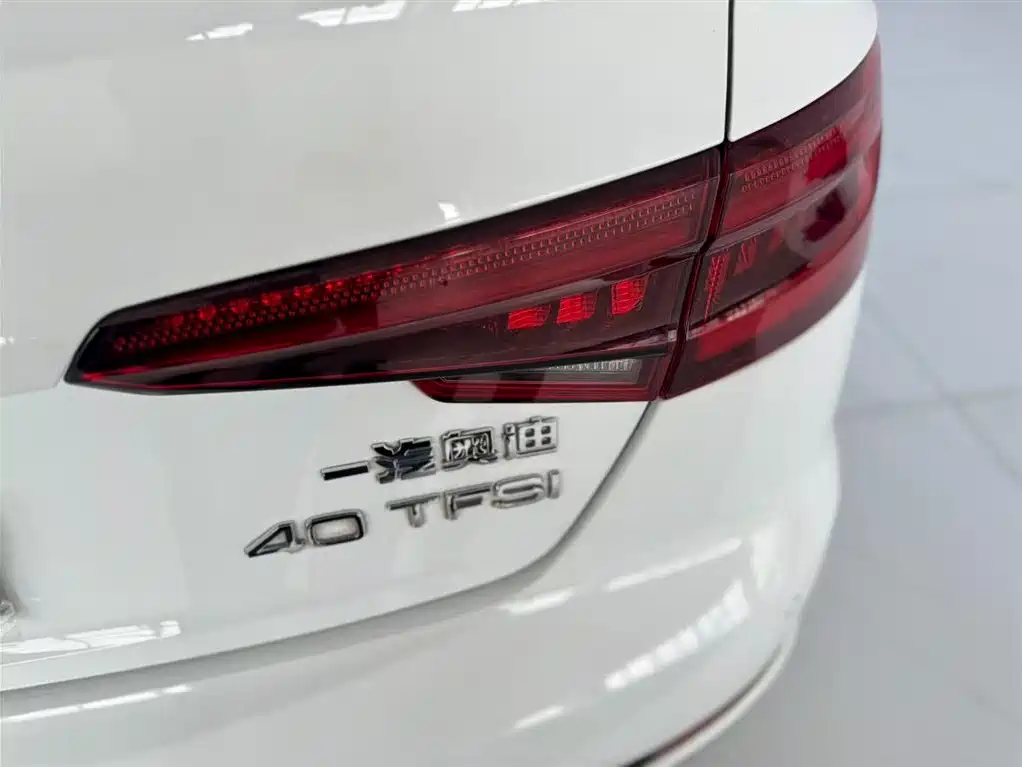 Audi A4L 2018 30th Anniversary 40 TFSI Sport фото 12