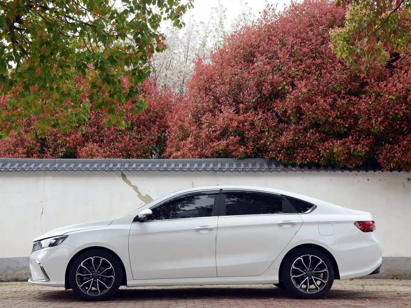 GEELY AUTOMOBILE BINRUI