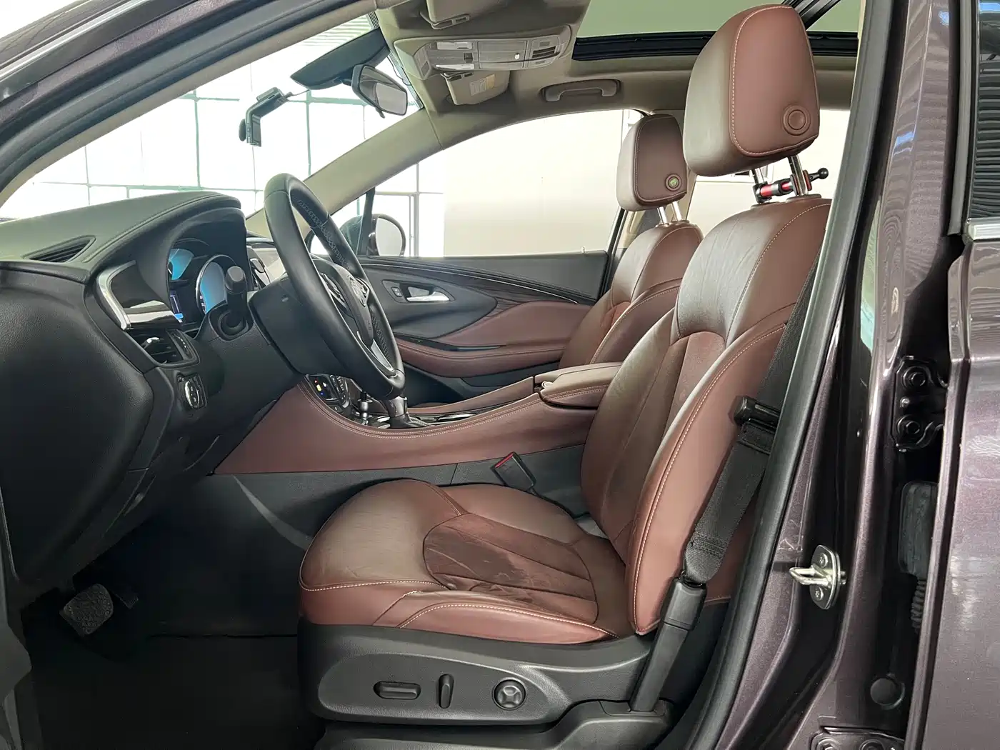 Buick Envision Plus 2017 20T FWD Elite фото 8