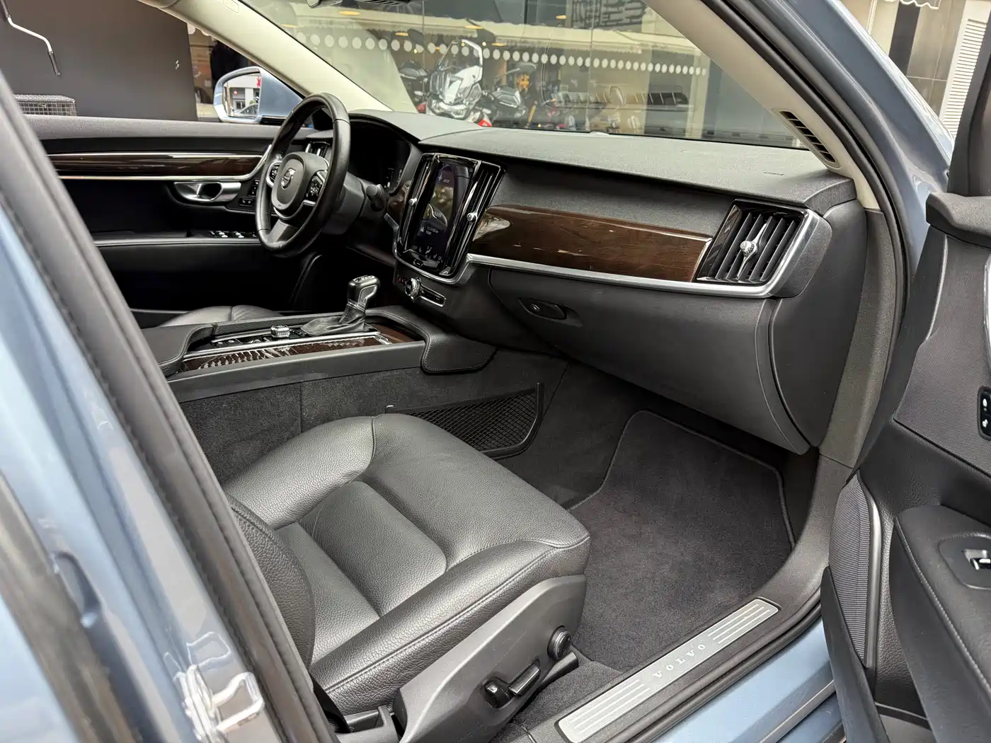 Фото 22 - Volvo S90