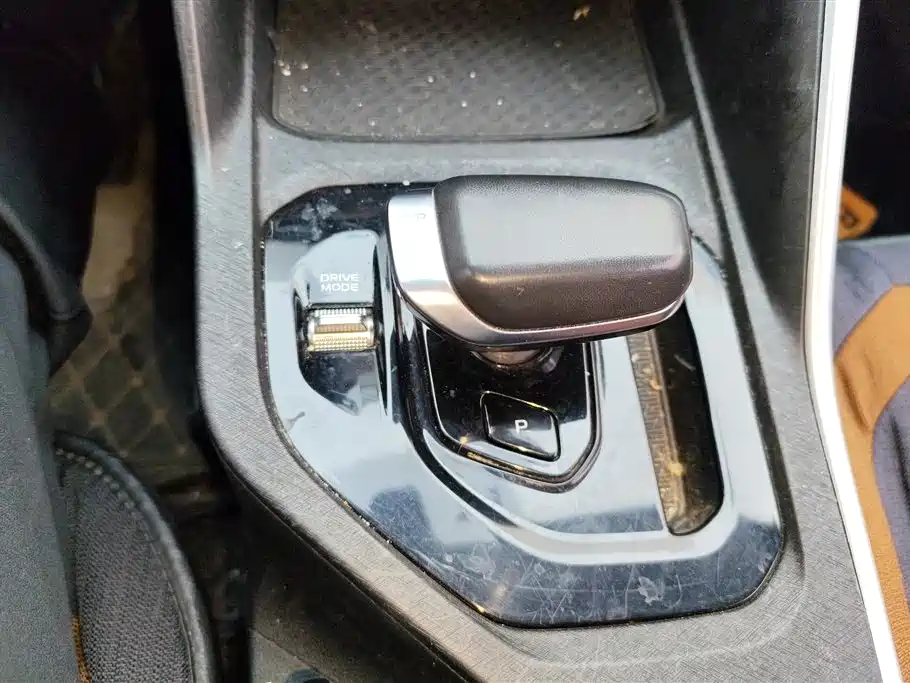 GEELY AUTOMOBILE BINYUE