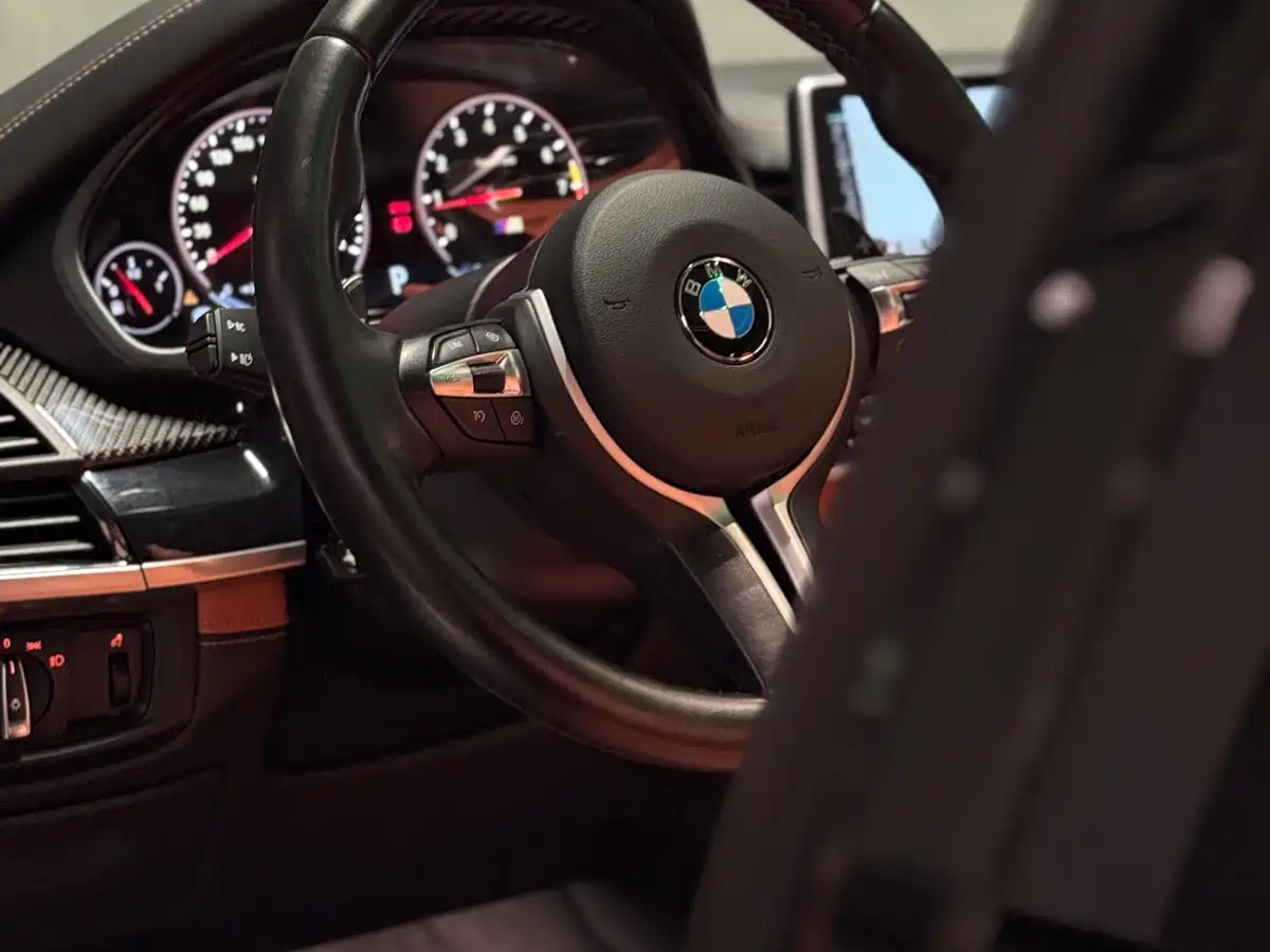 BMW X5 M 2015 X5 M фото 15