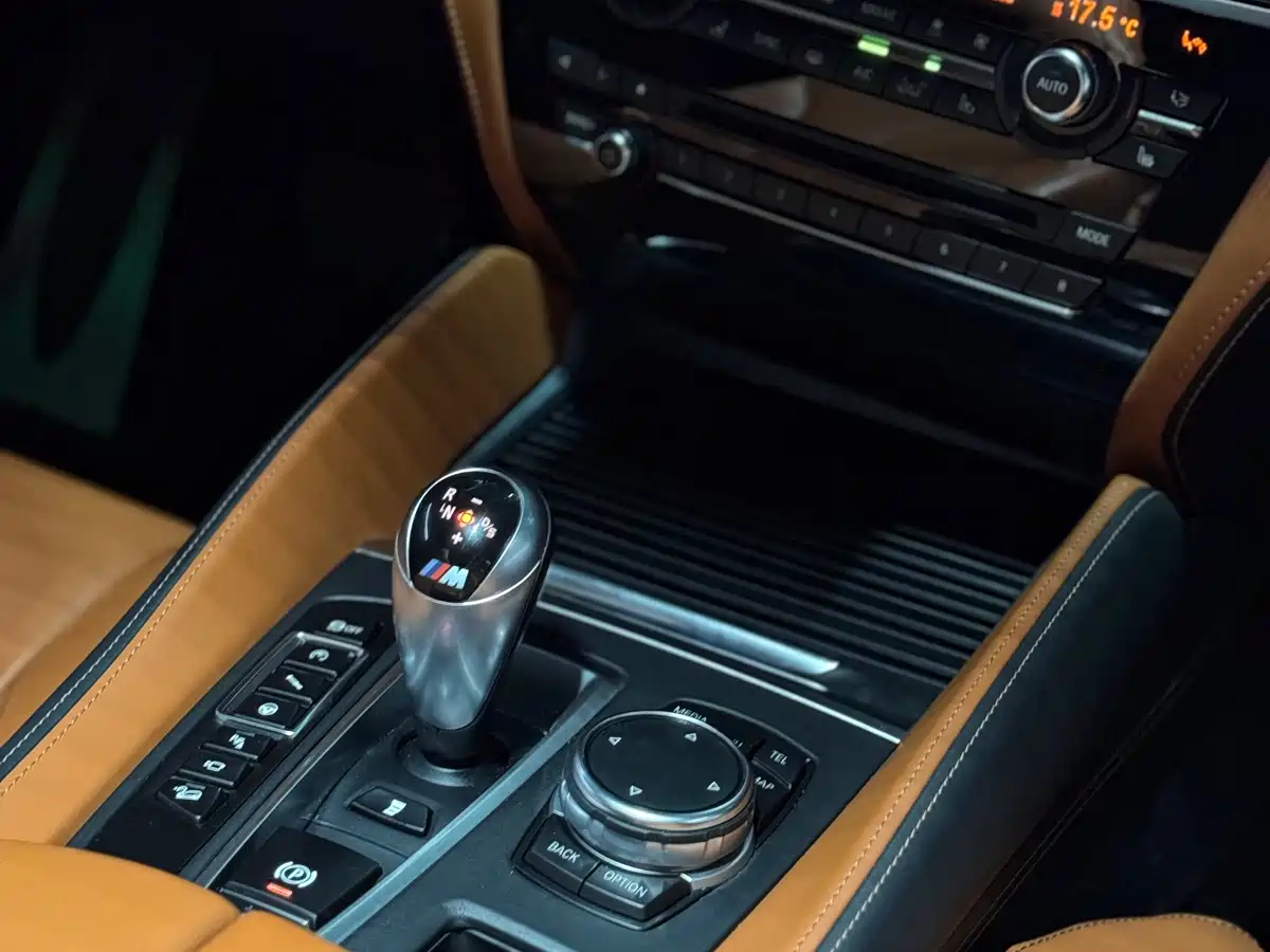 BMW X5 M 2015 X5 M фото 21