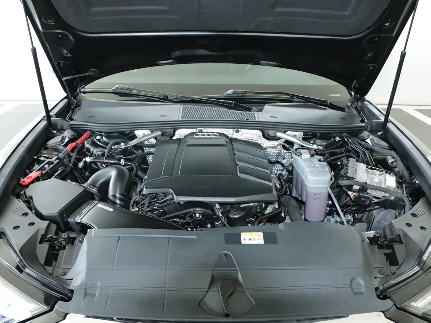 Audi A6L 2021 45 TFSI Exclusive Sport фото 9
