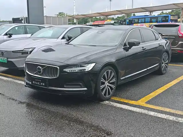 Volvo S90 2023 B5 Intelligent Vision Luxury Edition — фото 1