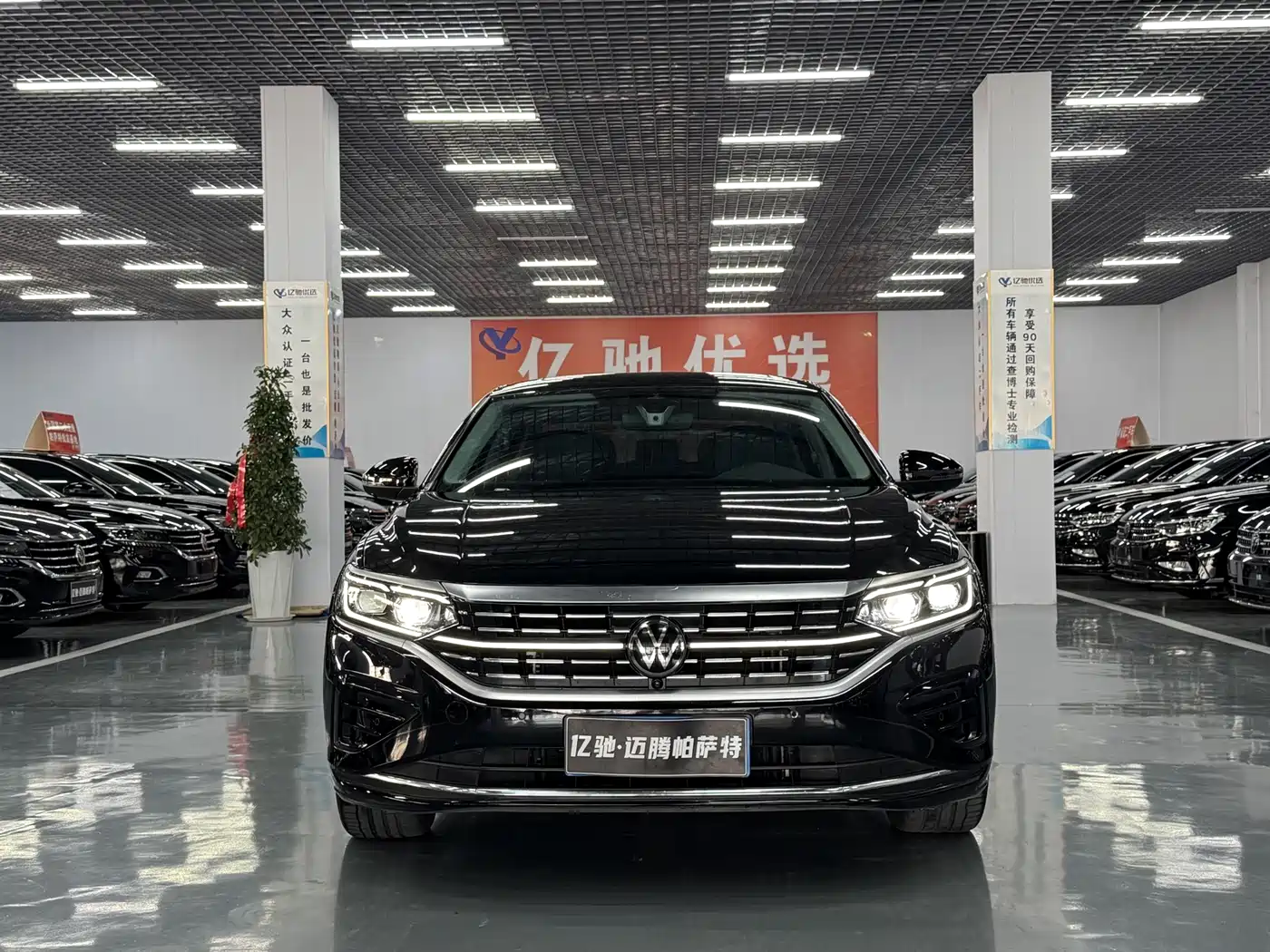Volkswagen Passat 2025 2025 Outstanding 380TSI Dragon Glory Edition