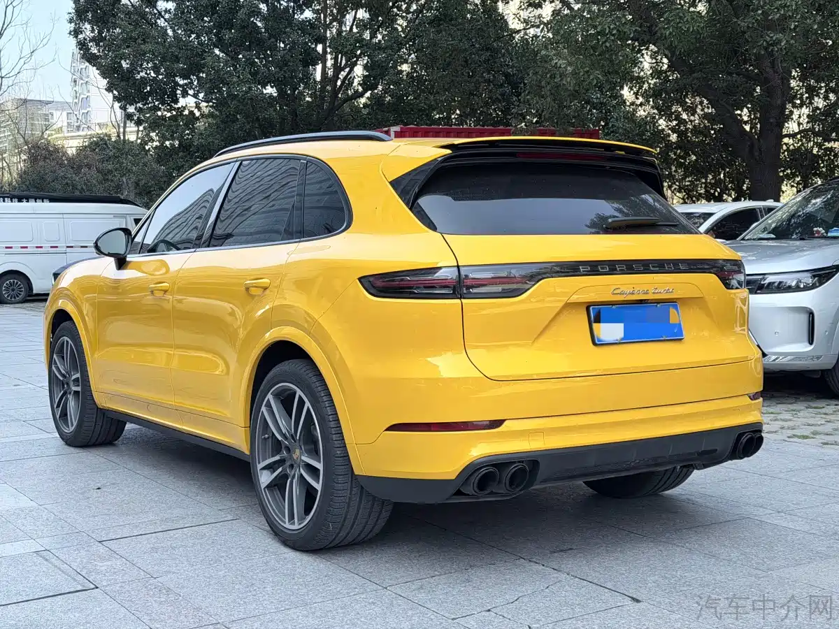 Фото 4 - Porsche Cayenne