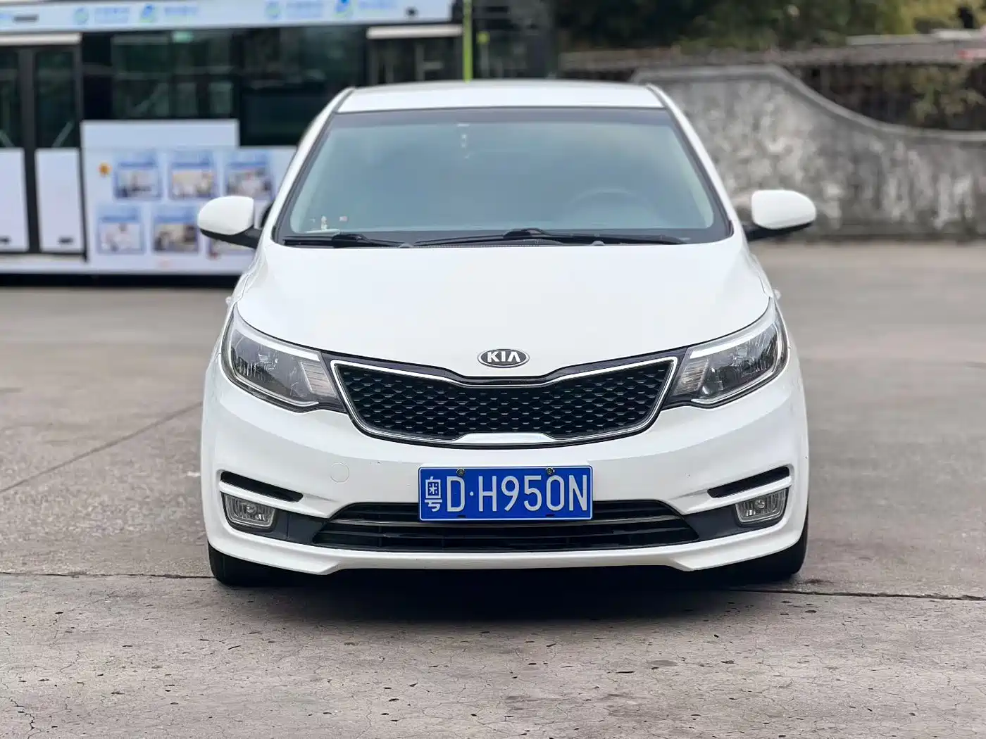 Kia K2 2015 Sedan 1.4L AT GLS фото 2