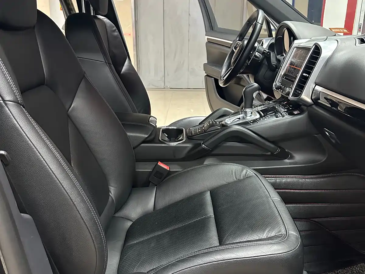 Porsche Cayenne 2016 Cayenne 3.0T фото 15