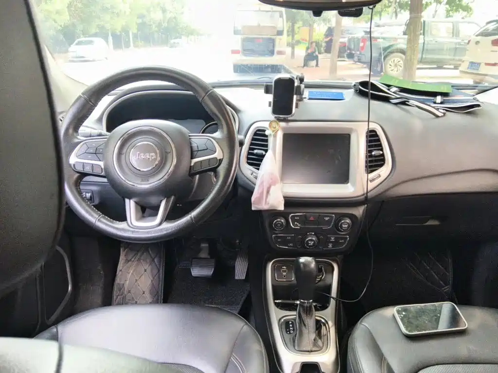 Jeep Compass 2017 2017 200T Automatic Family Edition