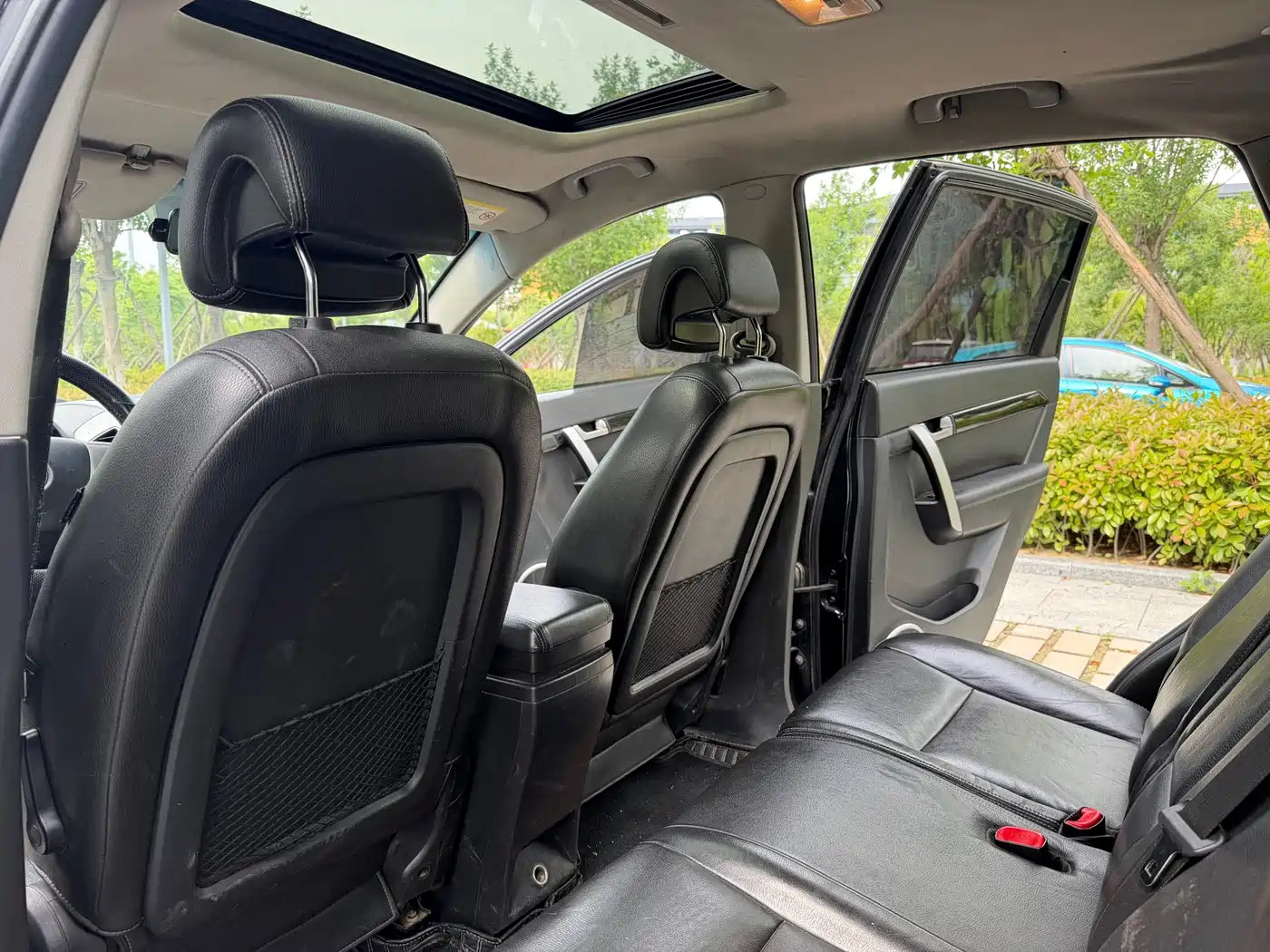 Chevrolet Captiva 2012 2.4L 4WD Flagship Edition 7-Seater фото 10