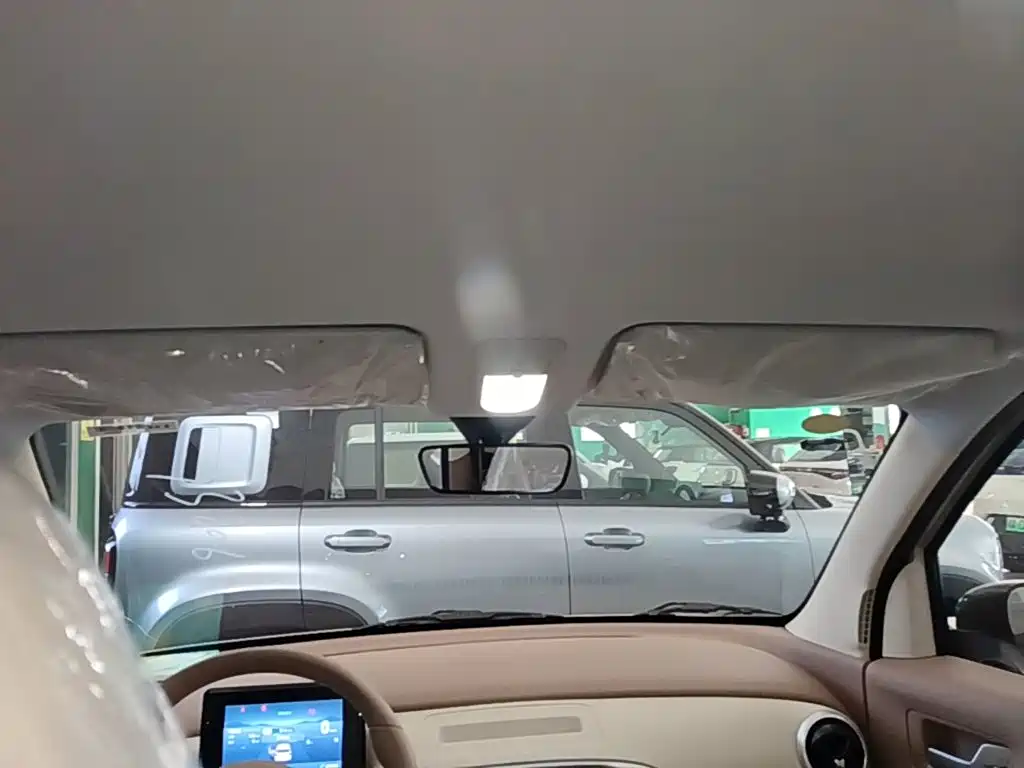 Wuling Motors Hongguang MINIEV 2026 2025 4-Door Advanced