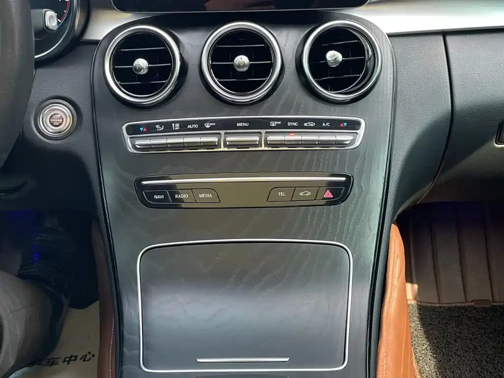Mercedes-Benz C-Class 2020 Facelift C 260 L Sport фото 9