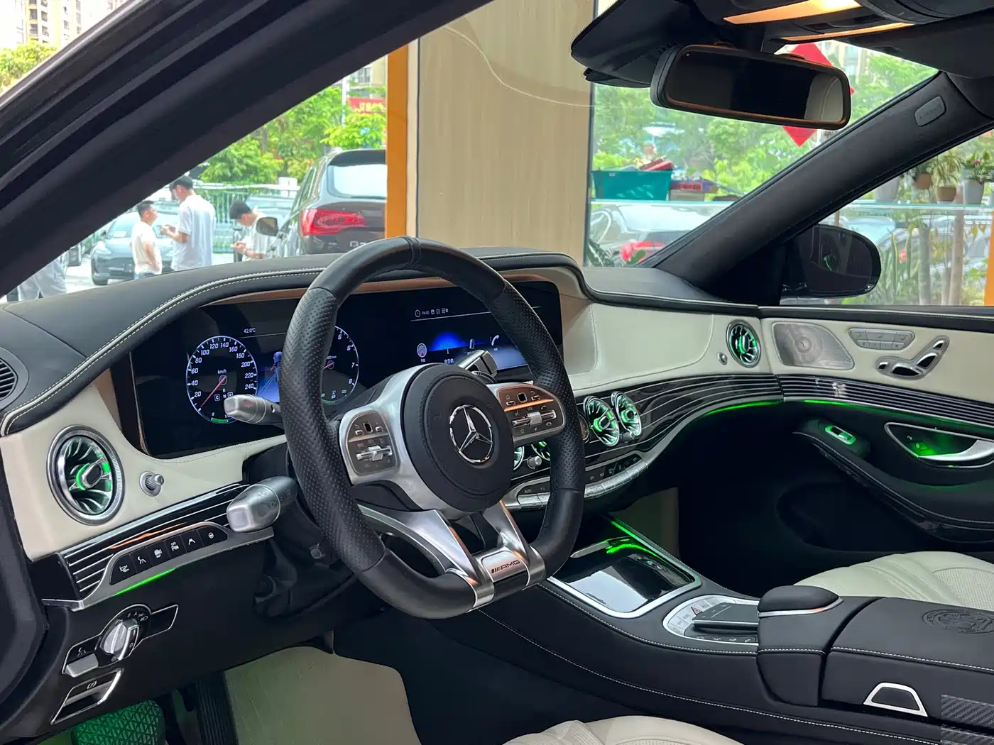 Mercedes-Benz S-Class 2011 2010 Model S 400 L HYBRID