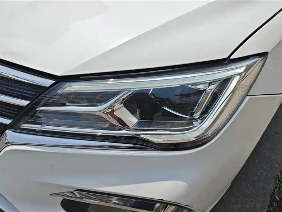 ROEWE I5