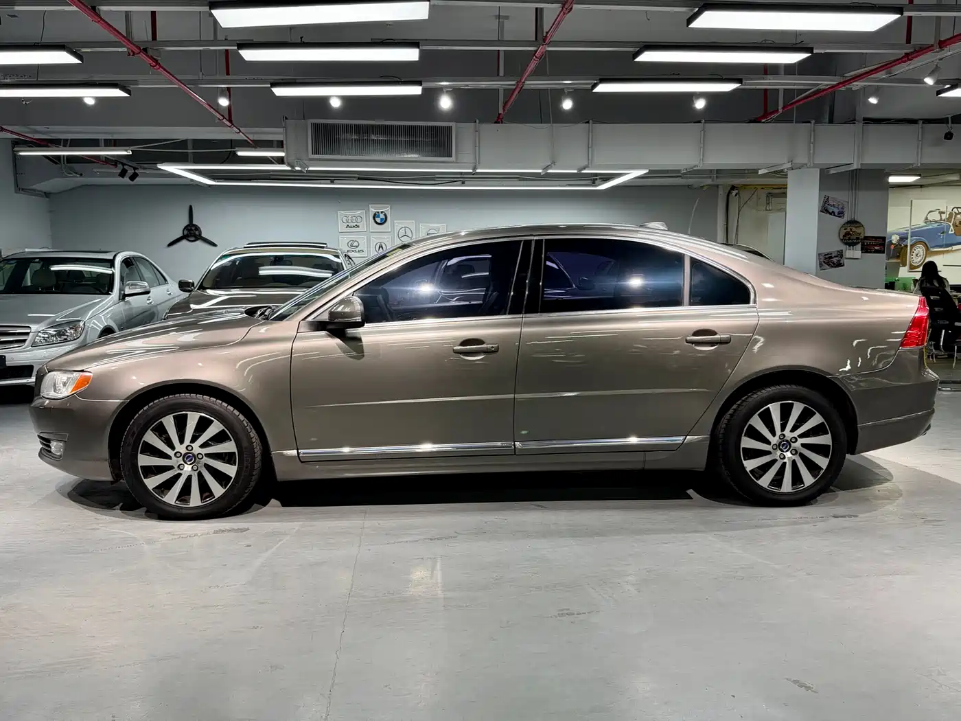 Volvo S80L 2014 2014 2.0T T5 Momentum
