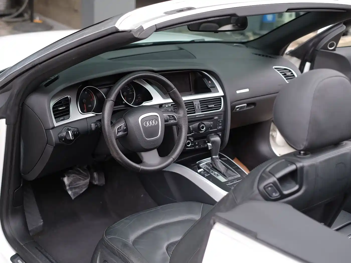 Audi A5 (Import) 2010 2.0TFSI Cabriolet фото 55