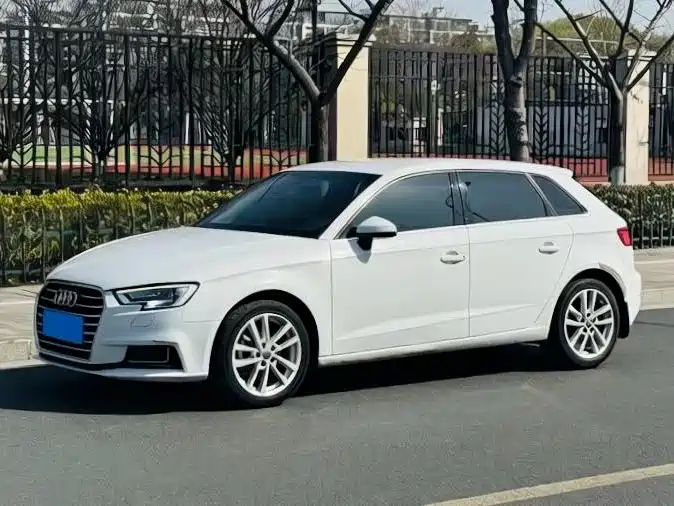Audi A3 2020 Sportback 35 TFSI Progressive Type China VI