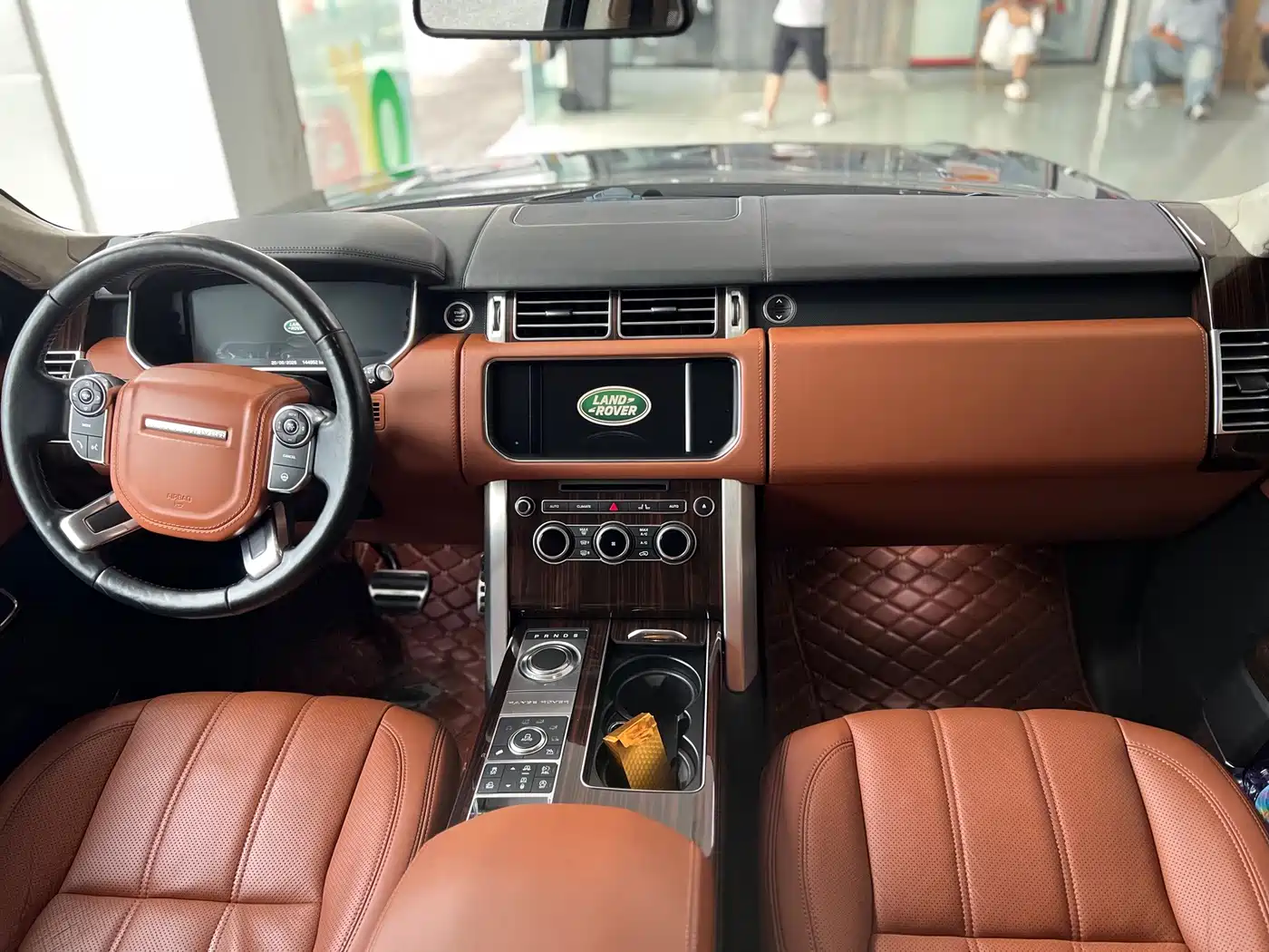 Фото 10 - Land Rover Range Rover