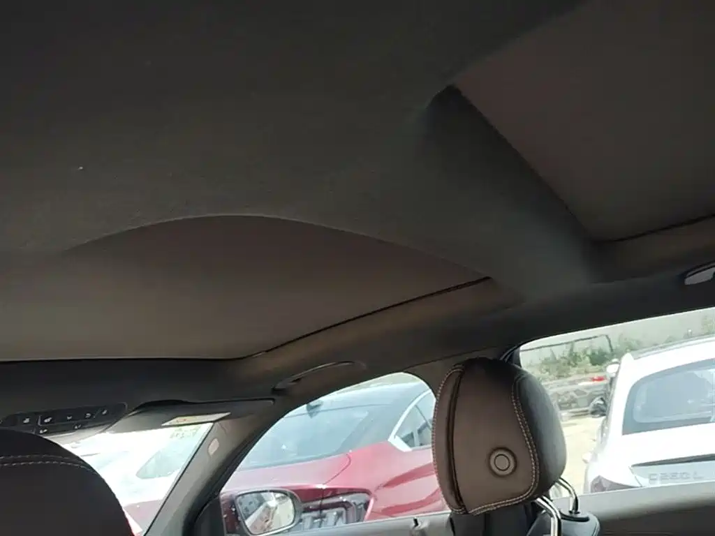 Mercedes-Benz GLC 2016 GLC 260 4MATIC Luxury фото 18