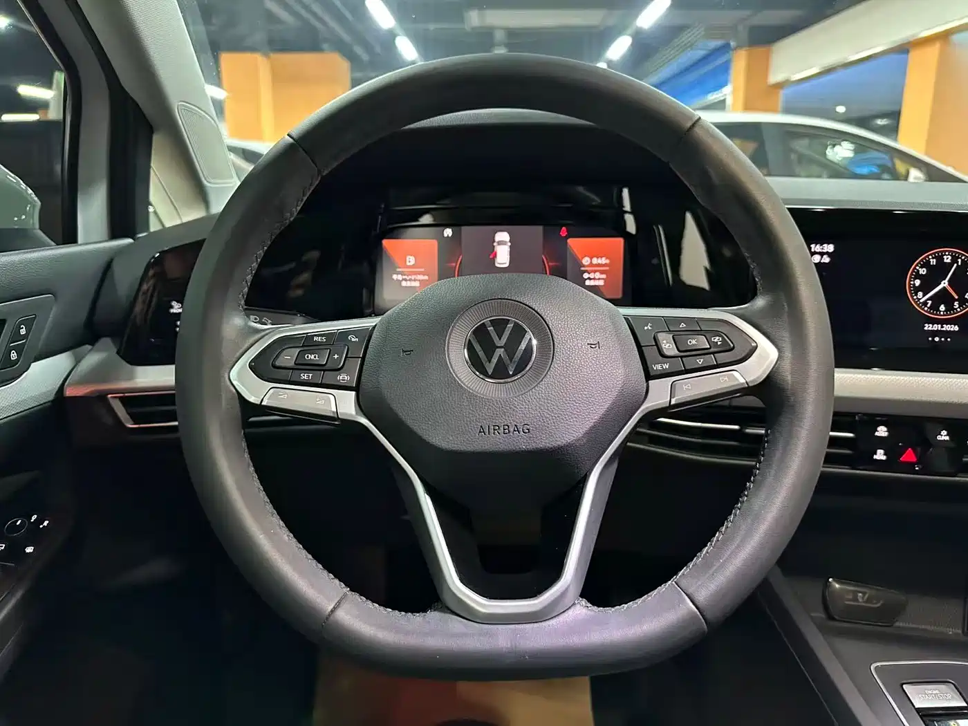 Volkswagen Golf 2023 280TSI DSG Pro фото 10