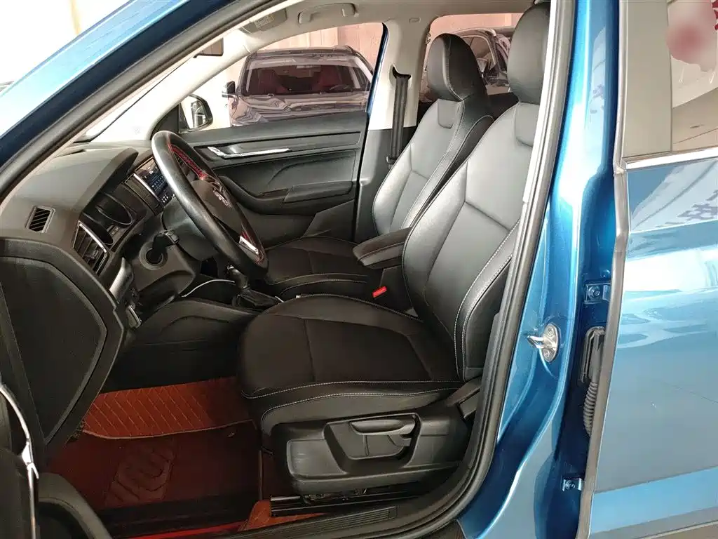 SKODA KOMICK