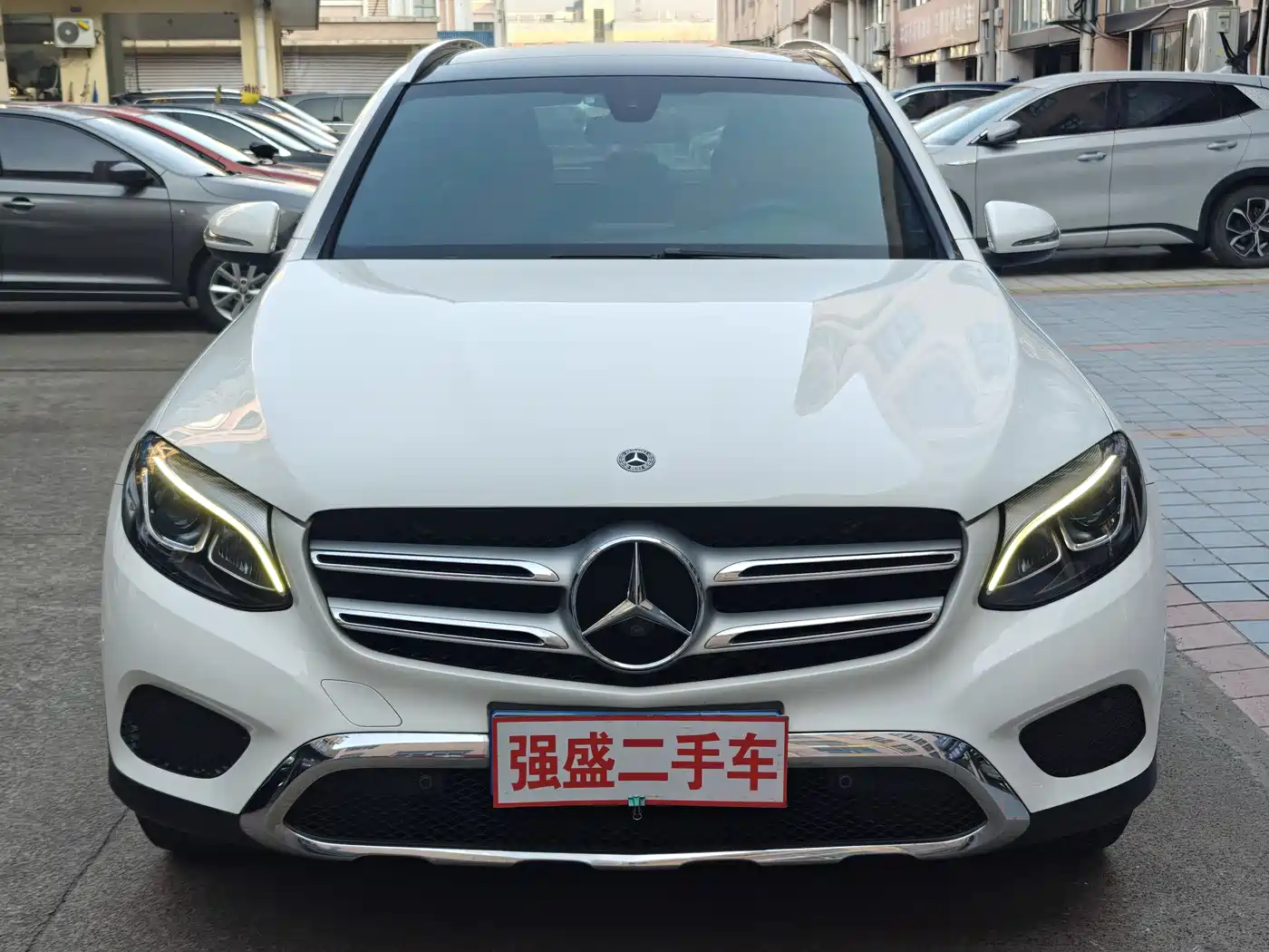 Mercedes-Benz GLC 2018 Facelift GLC 200 4MATIC фото 2