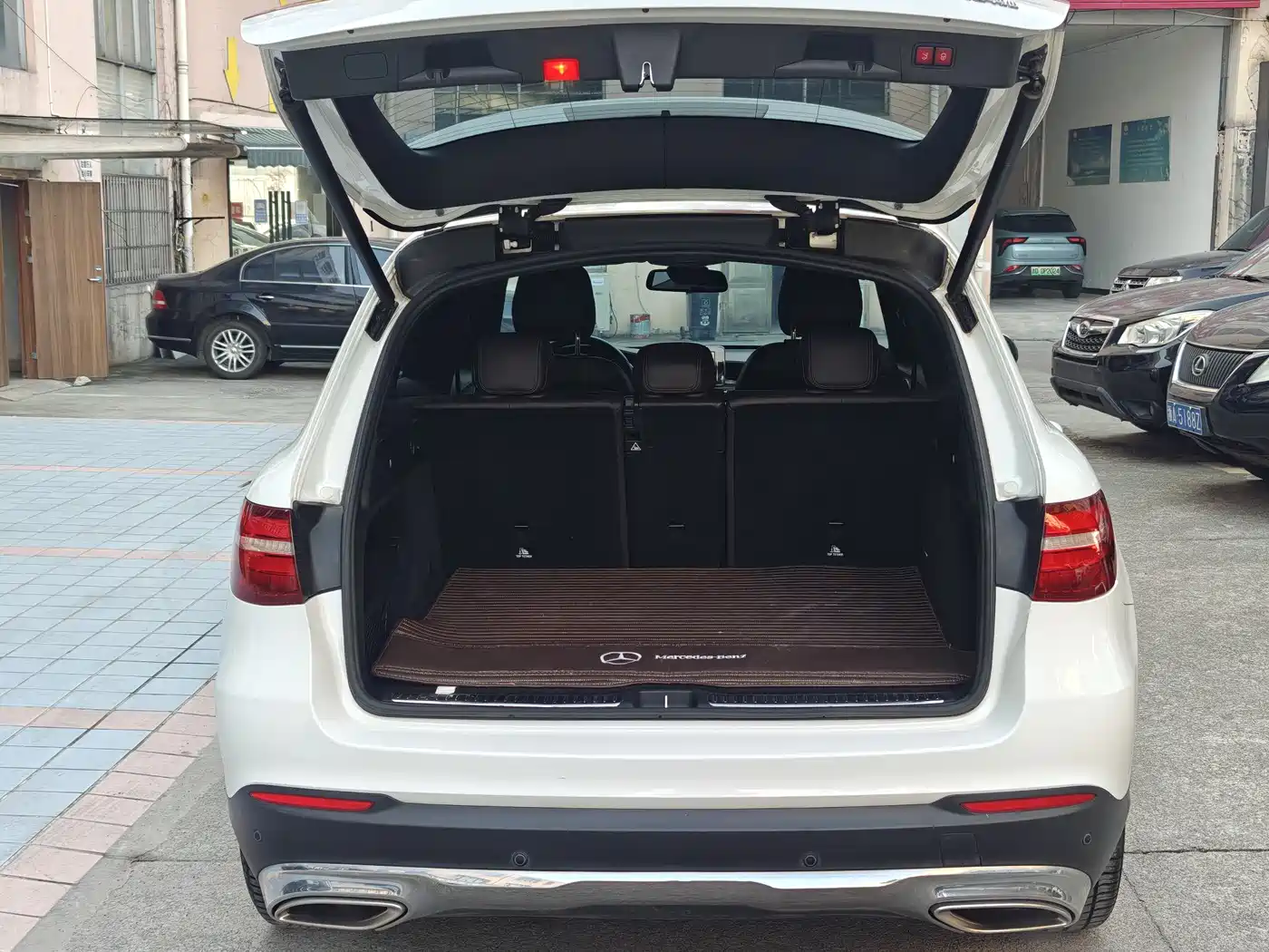 Mercedes-Benz GLC 2018 Facelift GLC 200 4MATIC фото 6