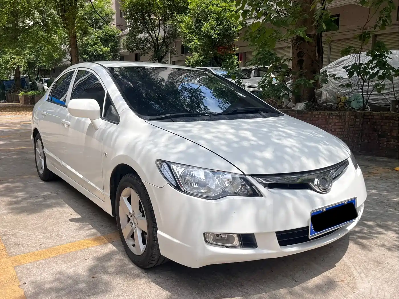 CIIMO CIIMO 2012 2012 1.8L Manual