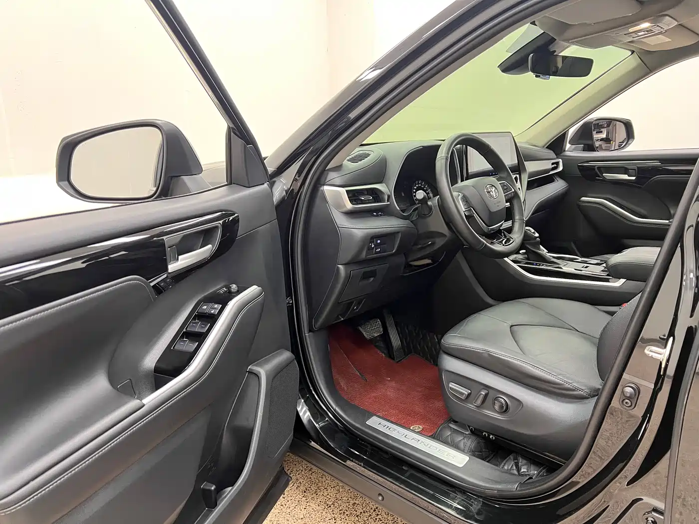 Toyota Highlander 2022 Model Dual Engine 2.5L 4WD Premium Edition 7-Seater фото 8