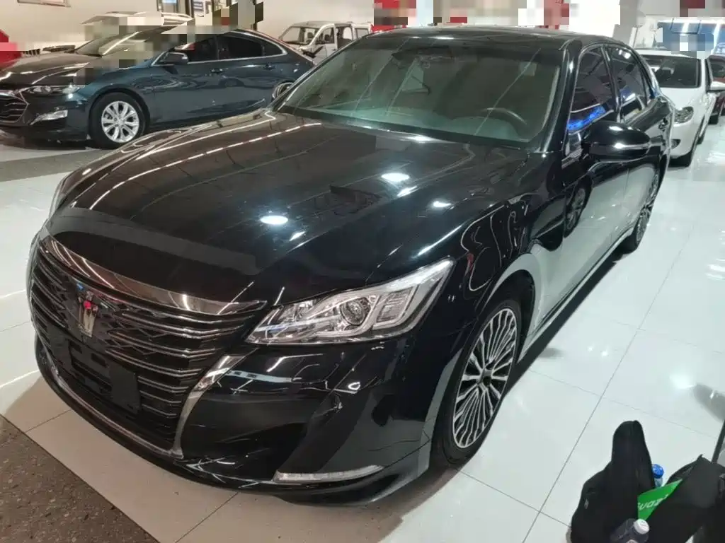2020 Toyota Crown