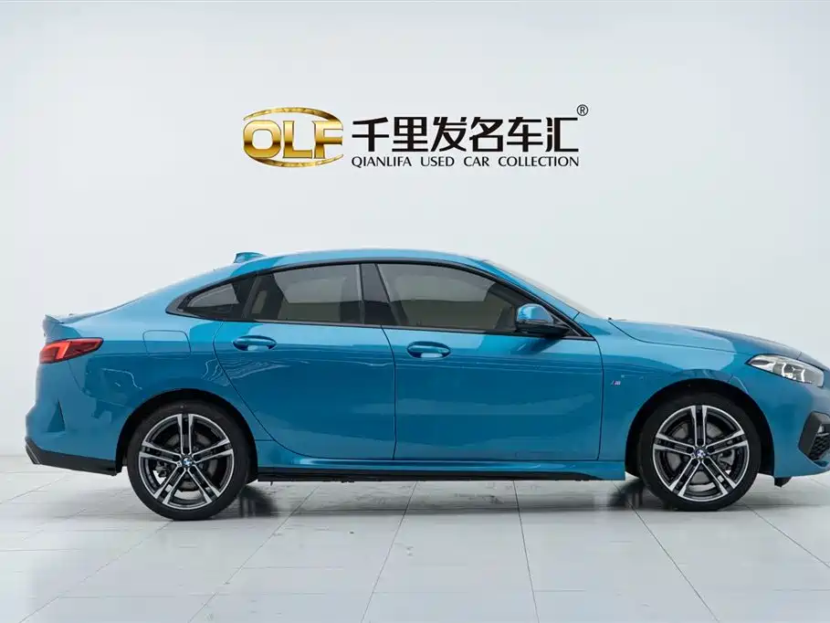 BMW 2 Series (Import) 2023 225i 4-Door Coupe M Sport Shadowline Package фото 7