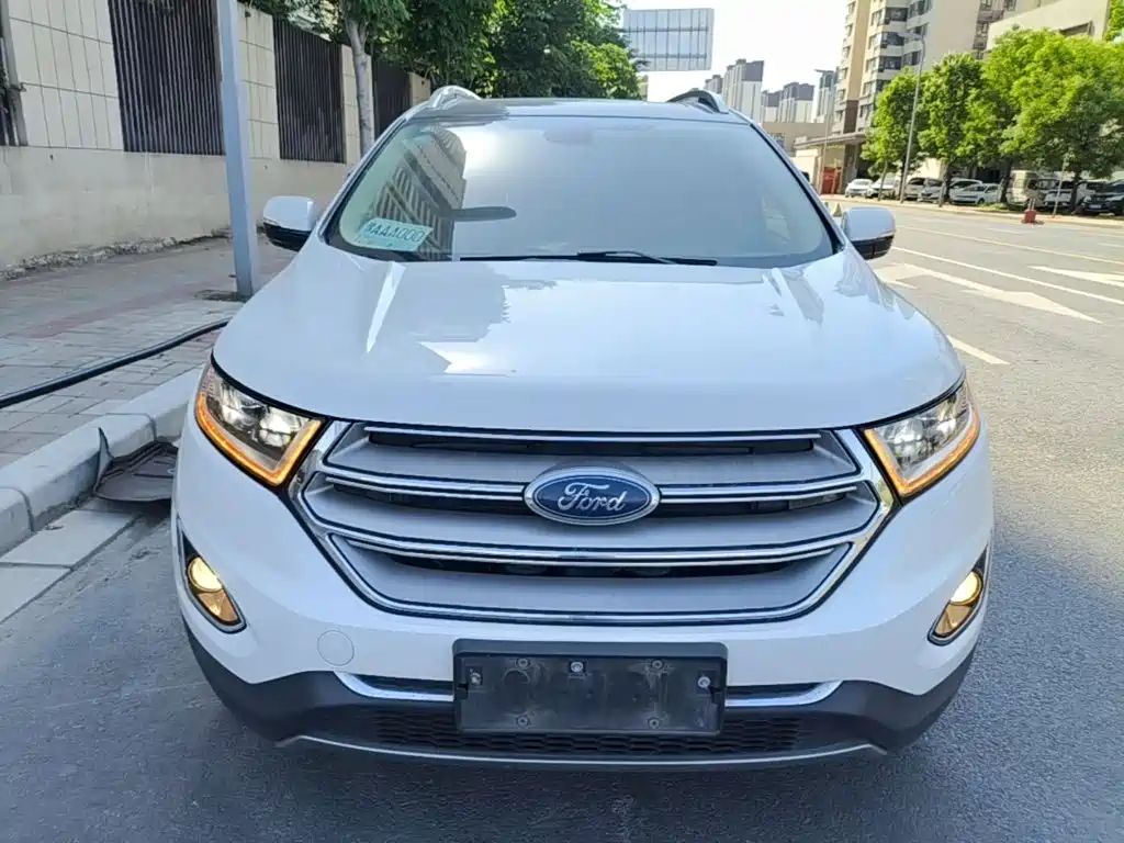 Фото 3 - Ford Edge