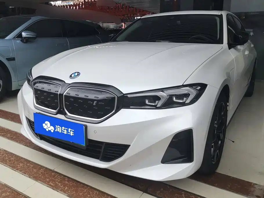 BMW i3 2023