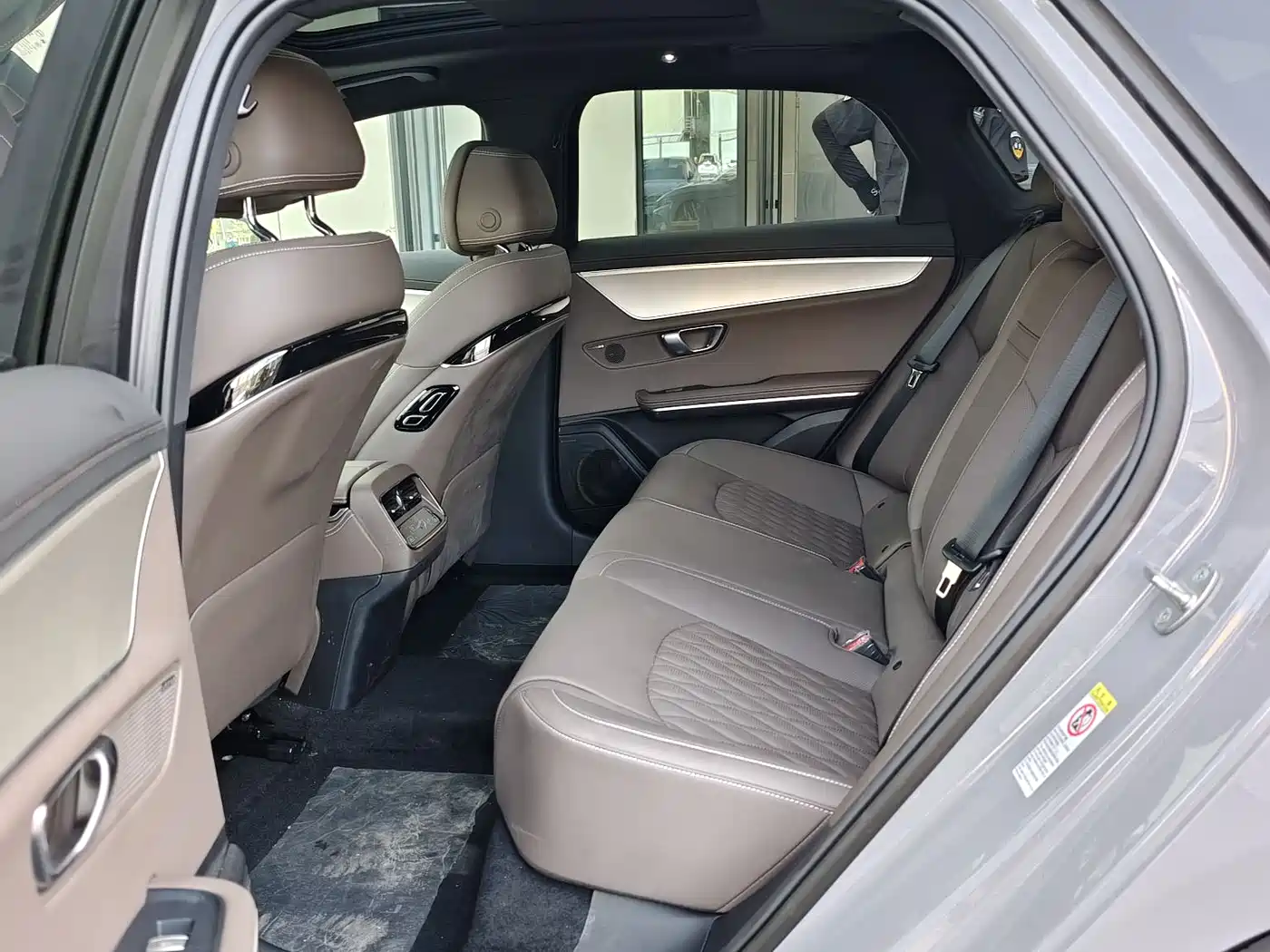 BYD Han 2025 DM-i Smart Driving Edition 125KM LiDAR Flagship фото 6