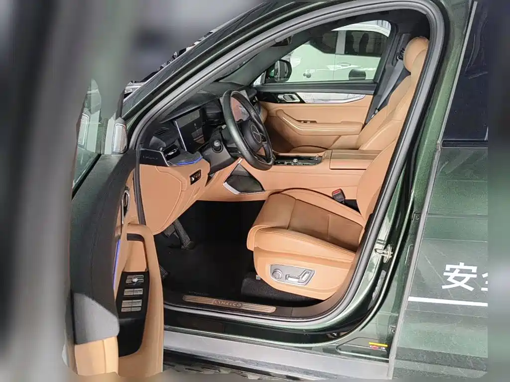 Lynk & Co 09 EM-P 2024 2024 2.0TD EM-P AWD ULTRA 6-Seater